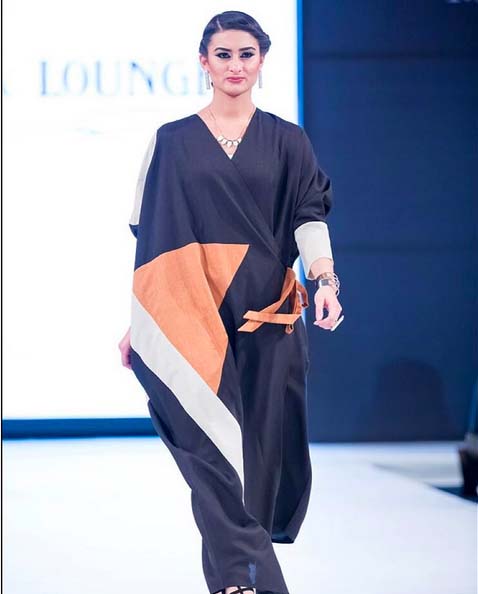 Hijab Style Abaya Chic Et Moderne Nouvelle Tendance Ete 2020 La Musulmane