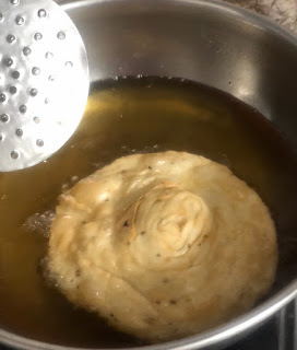 sindhi-khasta-pakwan-recipe-step-4(4)