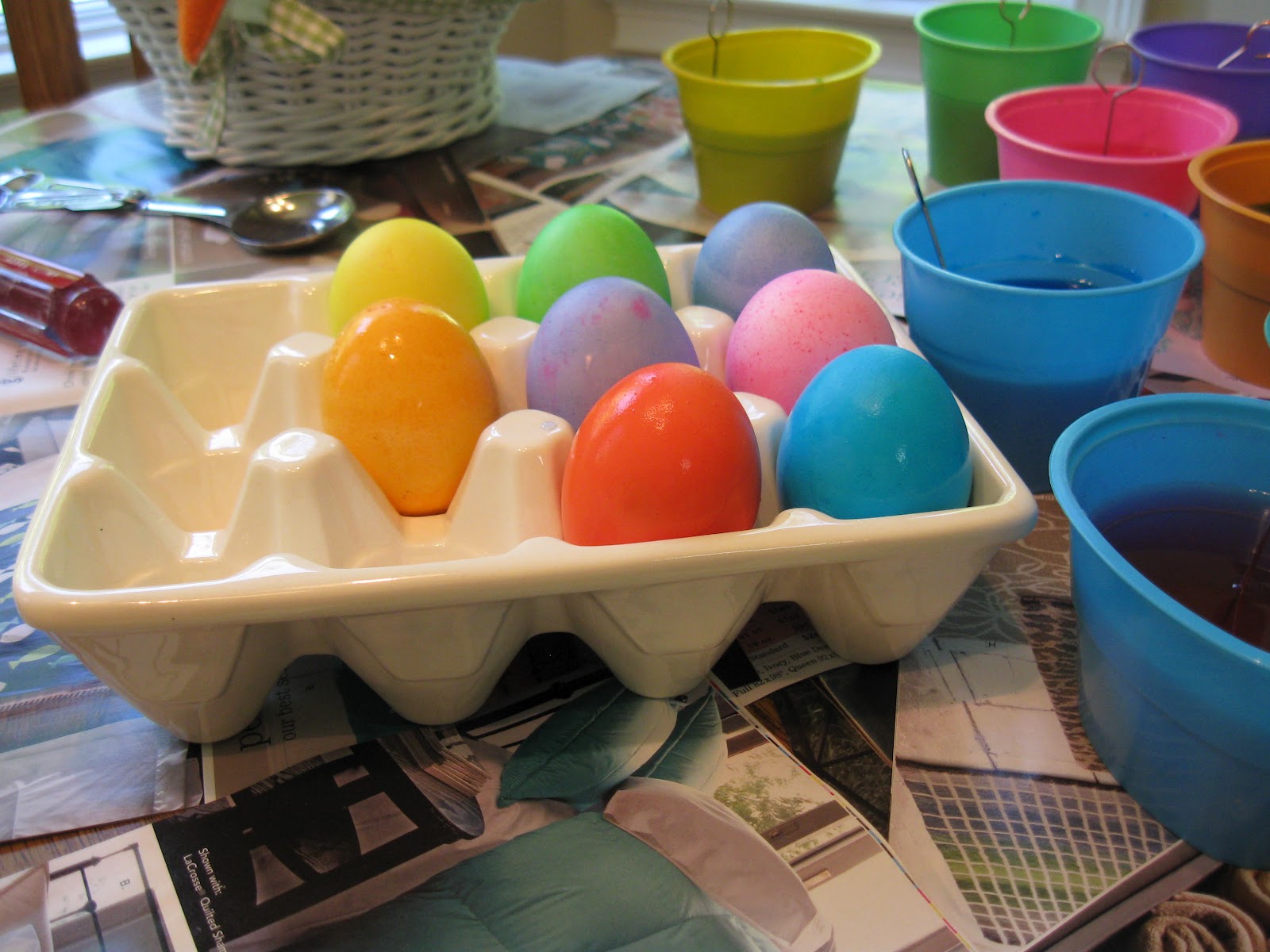 The DeLanghe's Dying Easter Eggs!