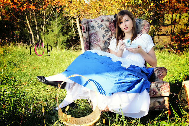 Themed Fashion Shoot: Alice in Wonderland | The Creating Post Photography
