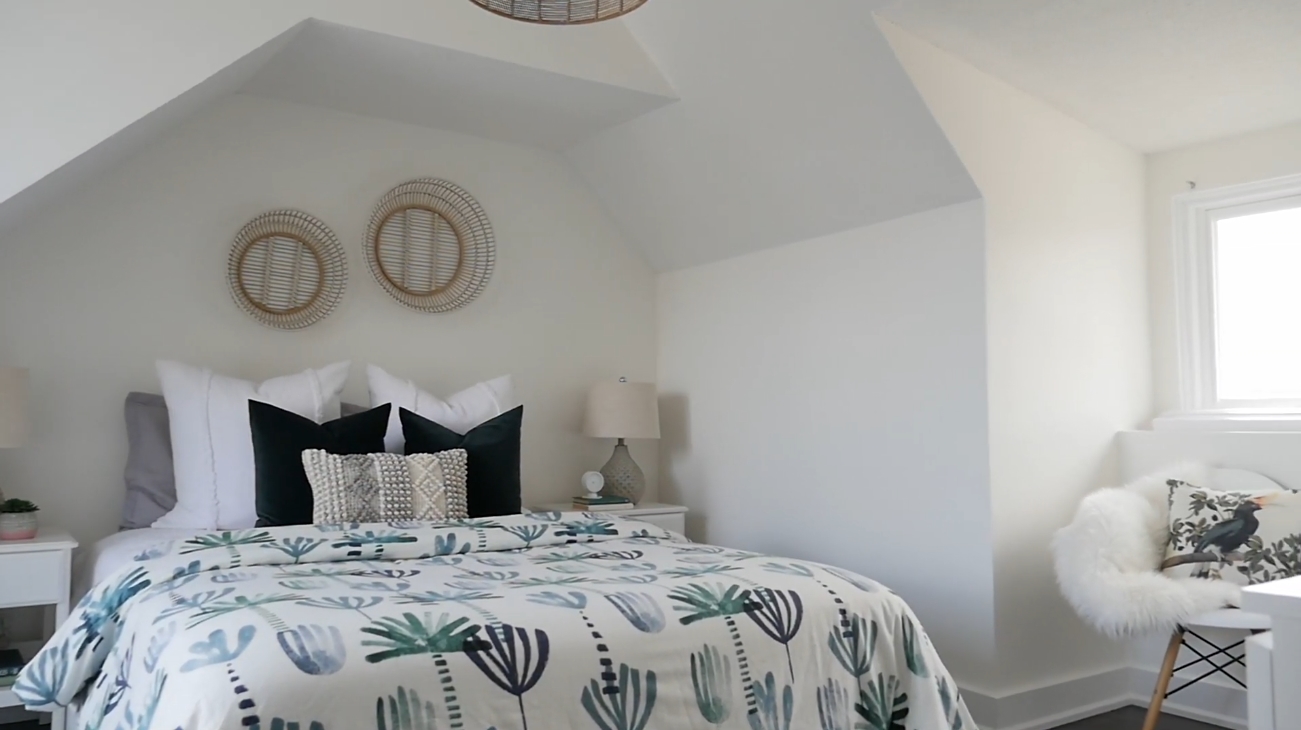 Home Interior Design Tour vs. 175 Humewood Dr, Toronto, ON - Sotheby's International Realty Canada