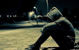 Sad boy Sad status in hindi, Theheartstatus.com