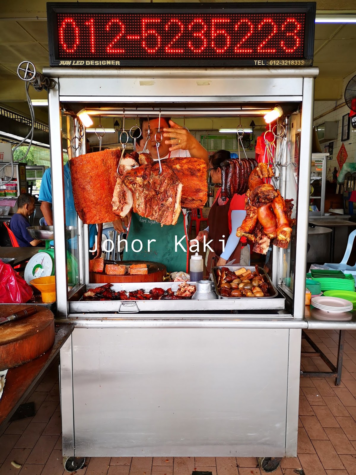 Ipoh People's Favourite Roast Pork Chee Kong First Kwong Chow 浙江烧肉 Tony Johor Kaki Travels