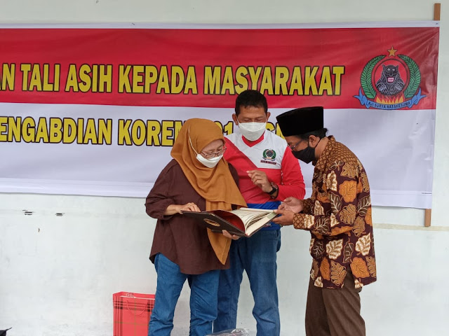 Mengabdi untuk Negeri, Korem 091/ASN Berbagi di Tengah Pandemi, Lewat Jalur “Menantang” Jangkau Perbatasan