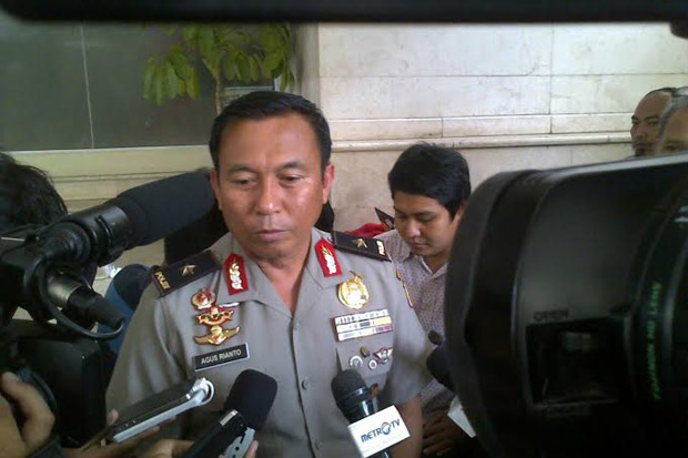 Terkait Kasus Dugaan Penistaan Agama Oleh Ahok, Bareskrim Polri Jadwalkan Periksa Bu Yuni Kamis Pekan Ini. Terkait Kasus Dugaan Penistaan Agama Oleh Ahok, Bareskrim Polri Jadwalkan Periksa Bu Yuni Kamis Pekan Ini.