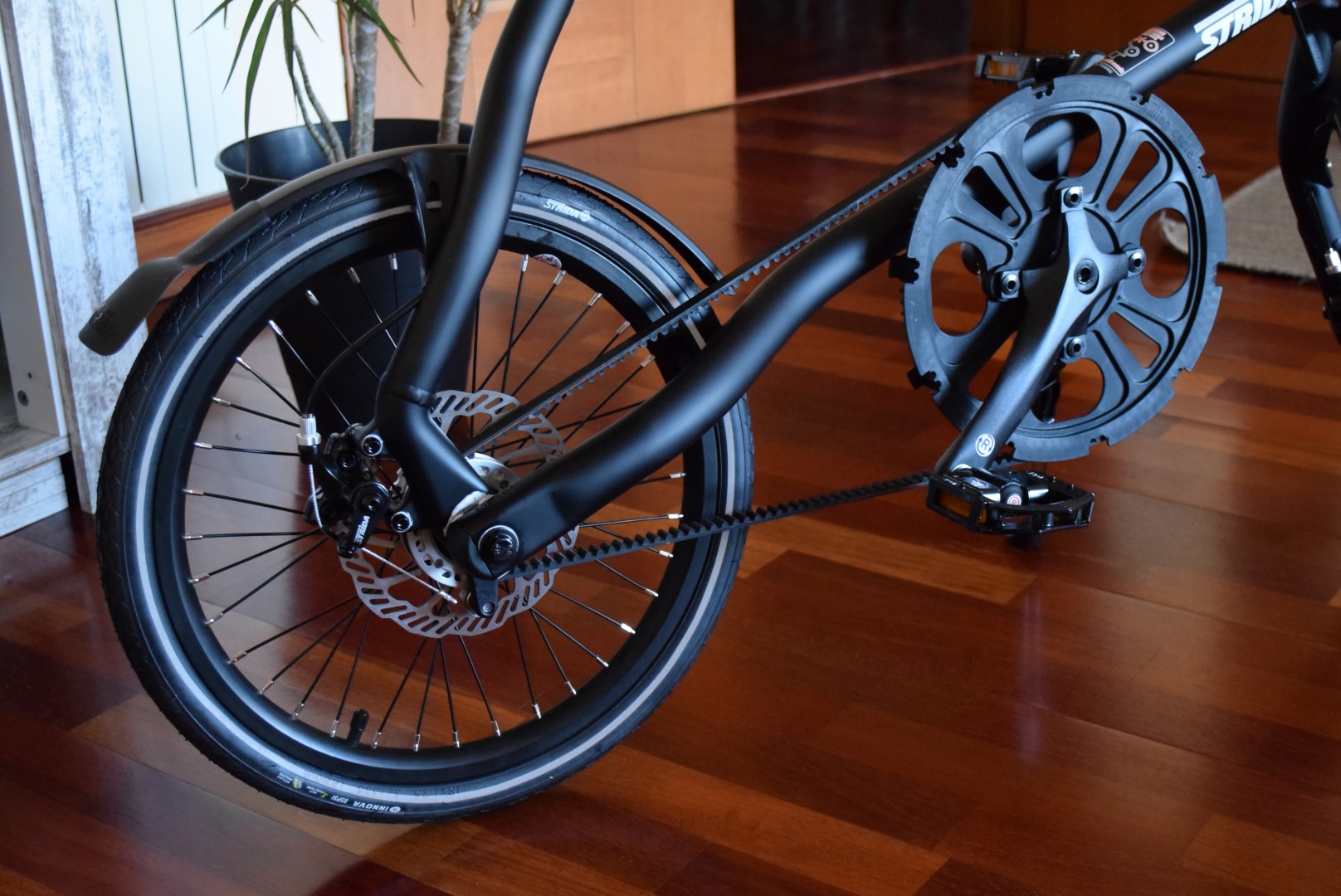 strida 18