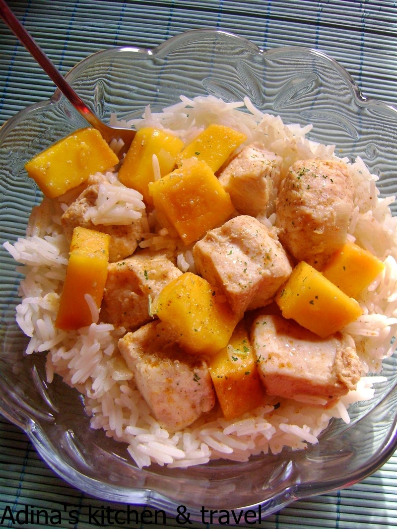 Adina's kitchen & travel Pui cu mango si orez (curry light)