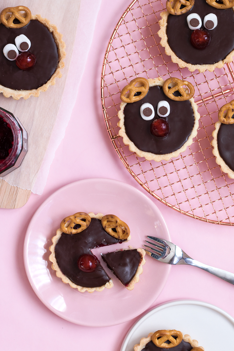 vegan cherry chocolate reindeer tartlets