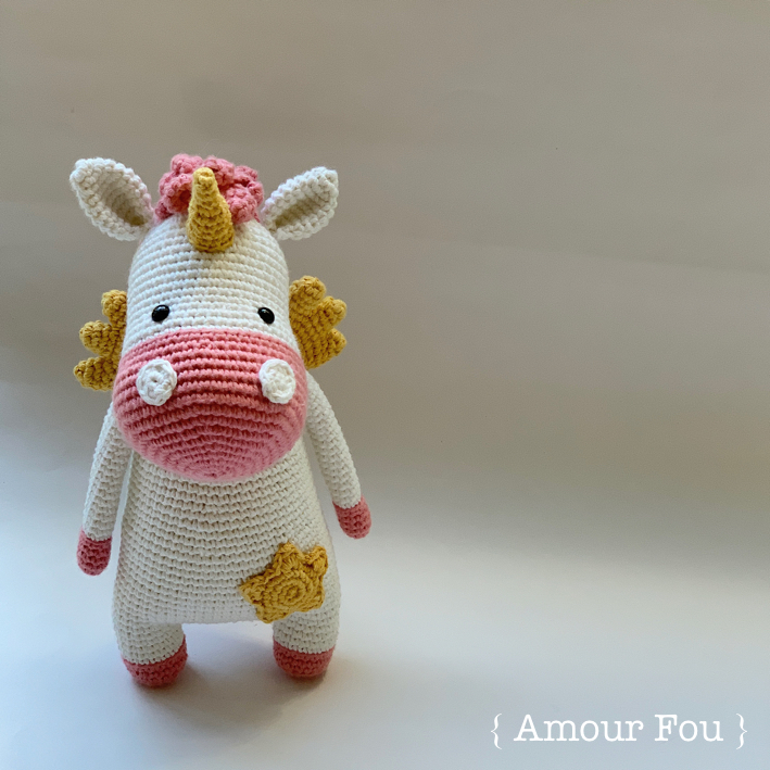 Amour Fou | }: { Gigi, el unicornio... }