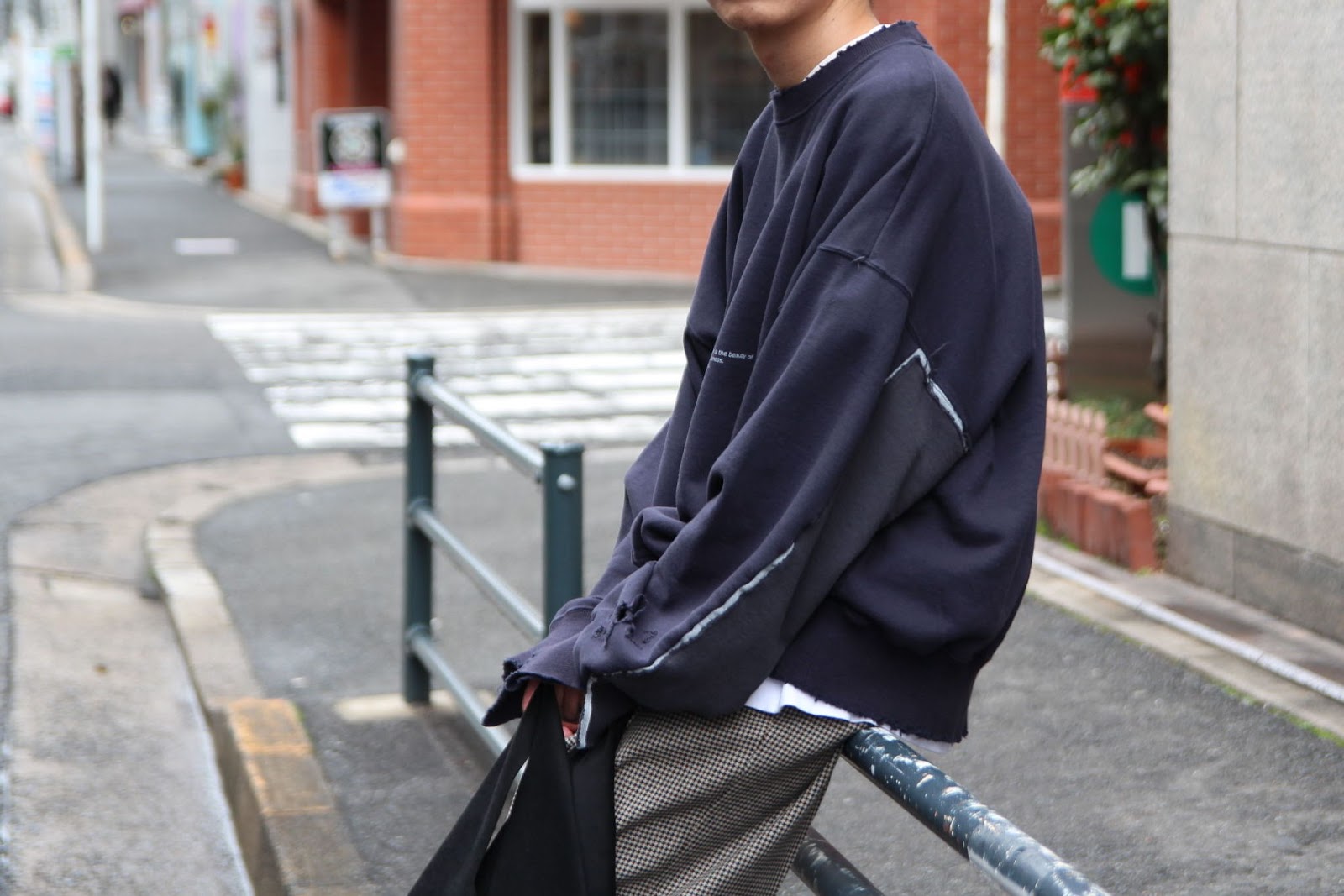 stein OVERSIZED REBUILD SWEAT LS (NAVY) | angeloawards.com