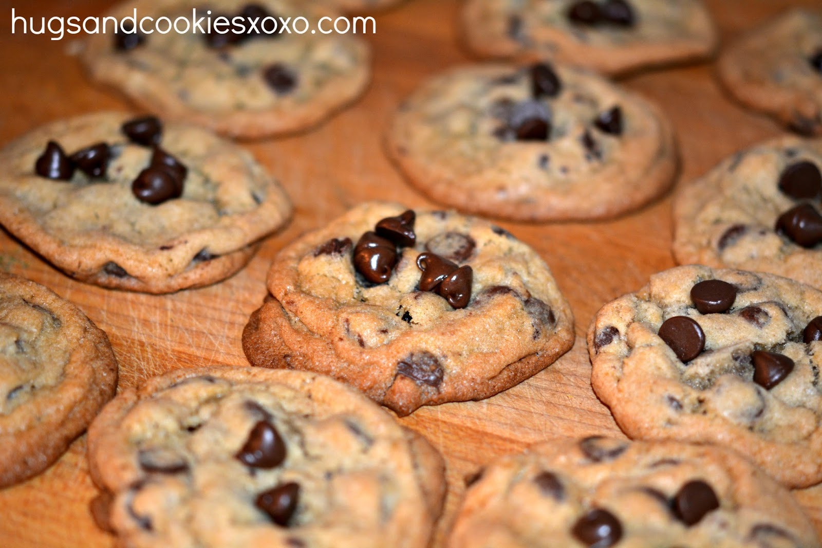 KILLER CHOCOLATE CHIP COOKIES! Hugs and Cookies XOXO