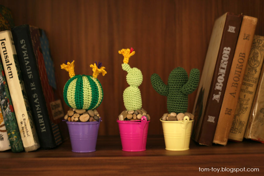 Crochet cactus