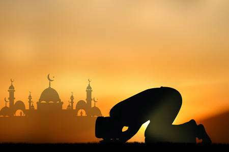 Keistimewaan Sholat Tahajud dan panduan melaksanakannya Keistimewaan Sholat Tahajud dan panduan melaksanakannya
