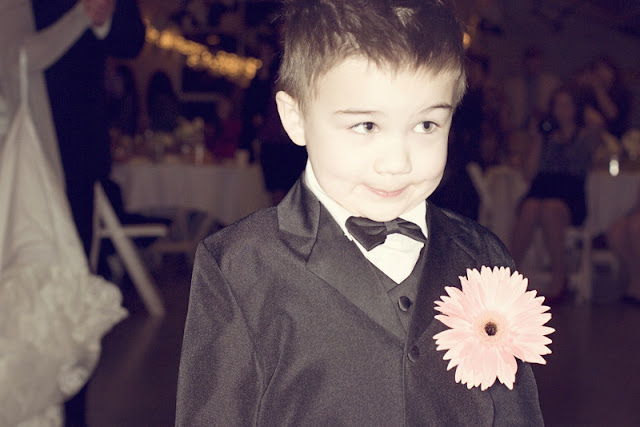 handmade vintage DIY wedding with lots of details on oh lovely day | The Other Sister Photography