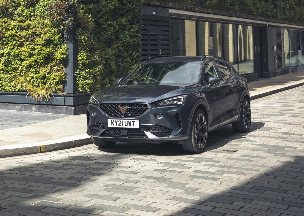 2021 Cupra Formentor e-Hybrid [UK]