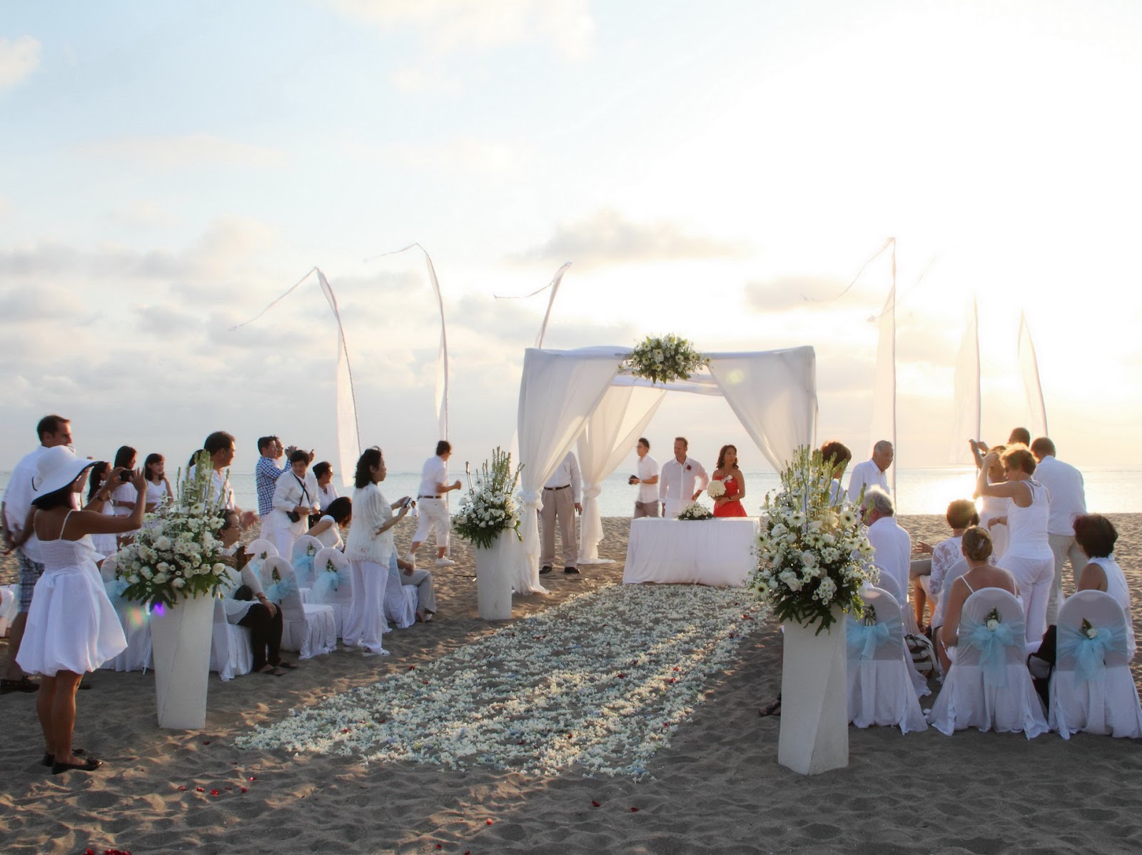 27+ Dekorasi Pernikahan Di Pantai Untuk Inspirasi Pernikahanmu