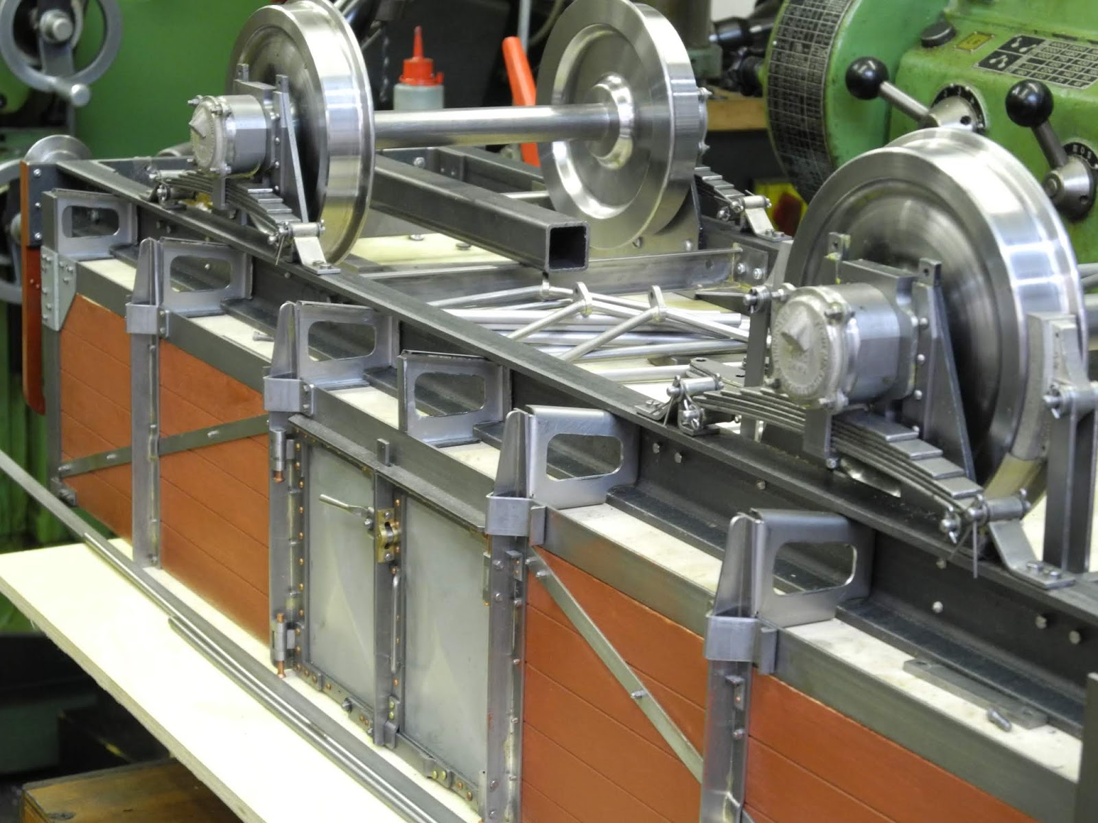 Württembergische T3: Güterwagen Omk (part 9) brake rigging