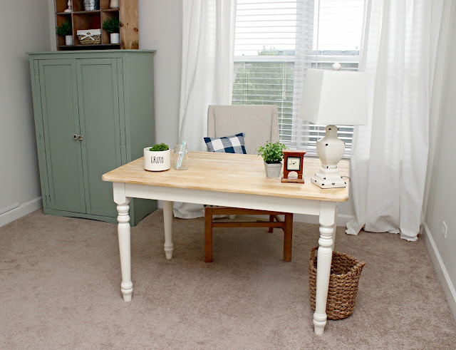 Beautiful farmhouse desk