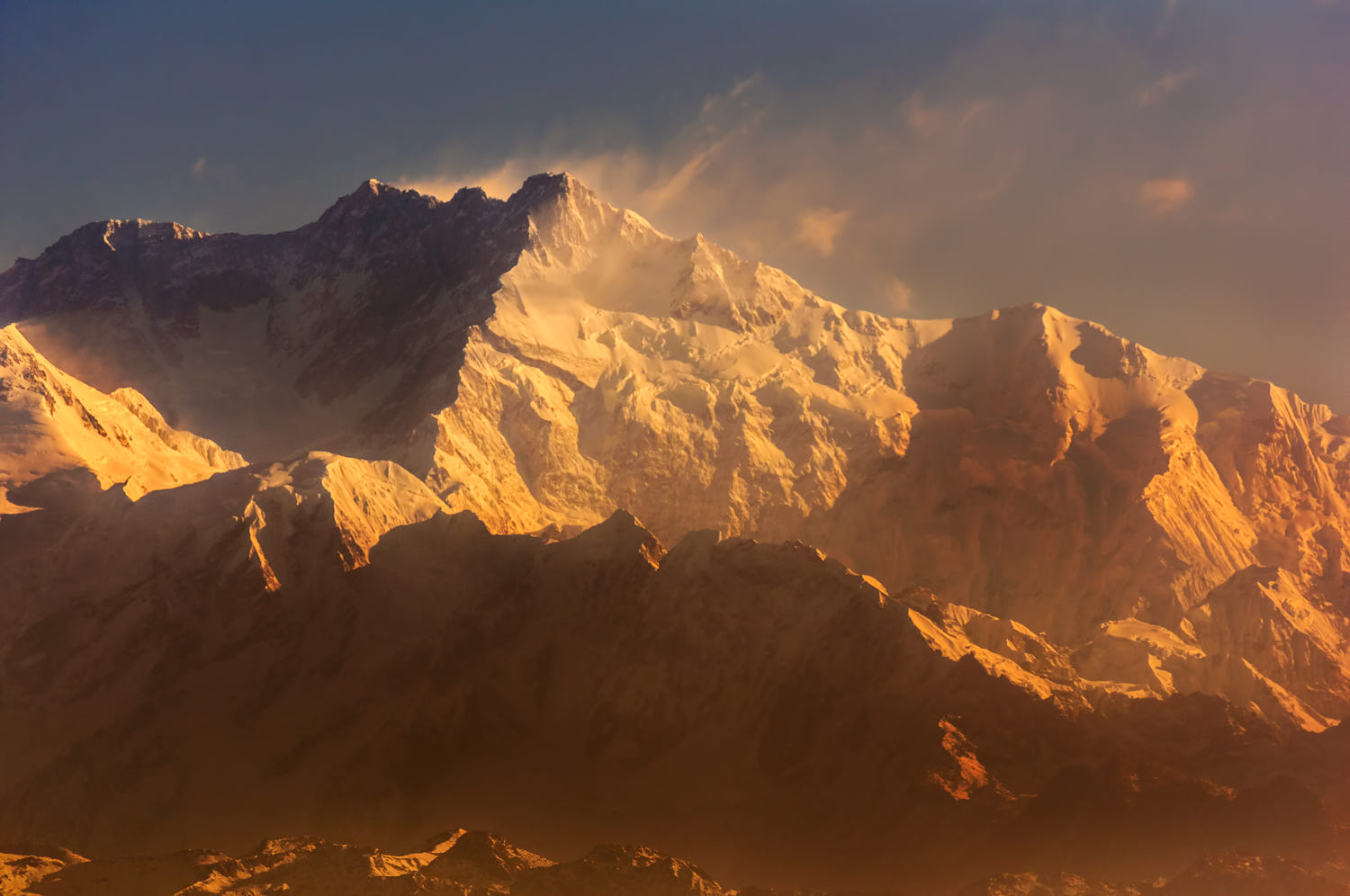 Вершина Канченджанга в Гималаях
