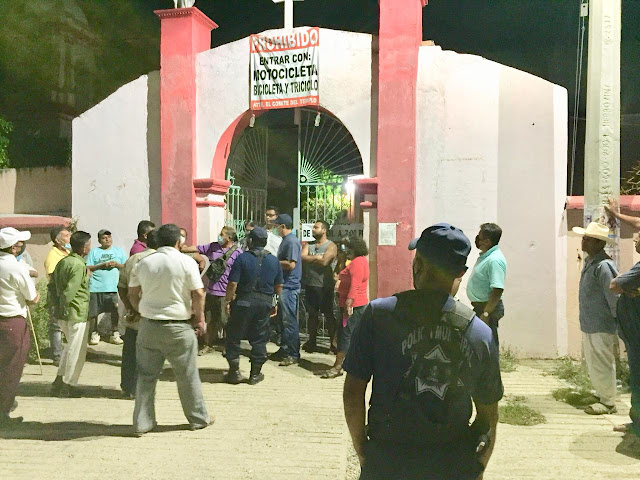 Tras disputa entre feligreses, retiran sede parroquial de Huaxpaltepec Tras disputa entre feligreses, retiran sede parroquial de Huaxpaltepec