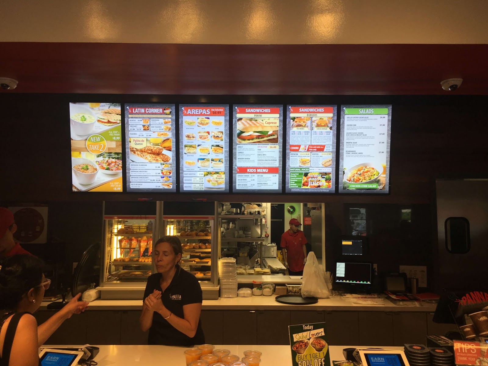 Digital Notice Boards, Types of Digital Notice Boards, Advantages of