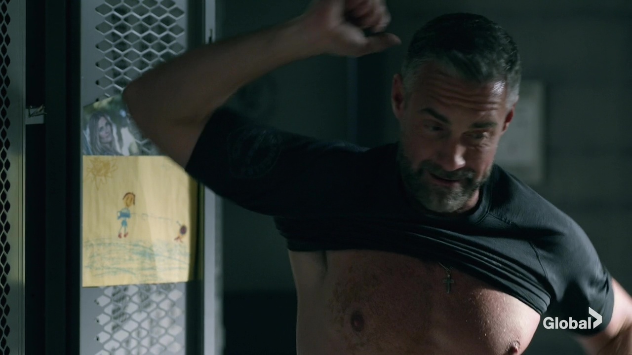 Jay Harrington Shirtless.