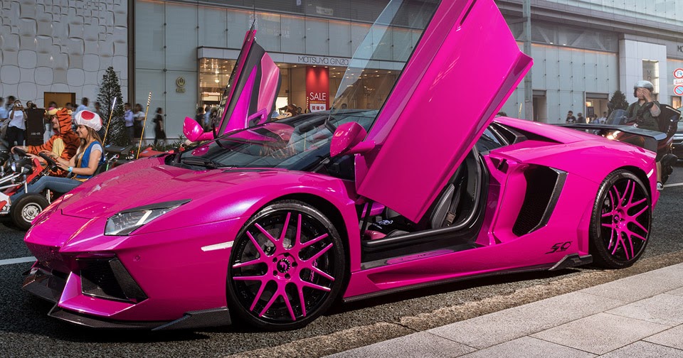 Pink Aventador Turns Heads In Tokyo