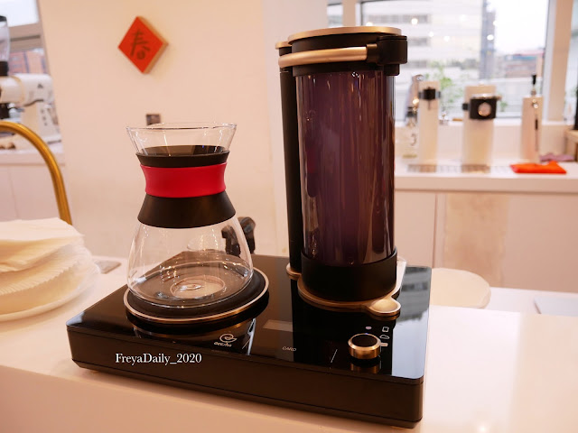 2020, Mar │GEESAA Café 三創概念店│走吧台北哪裡吃美食：中正區 忠孝新生獨家智慧跳舞手沖咖啡 內含完整菜單