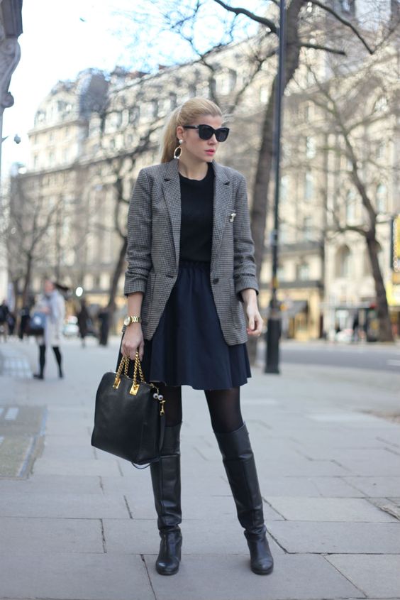 COLOUR COMBO NAVY AND BLACK Miss Rich