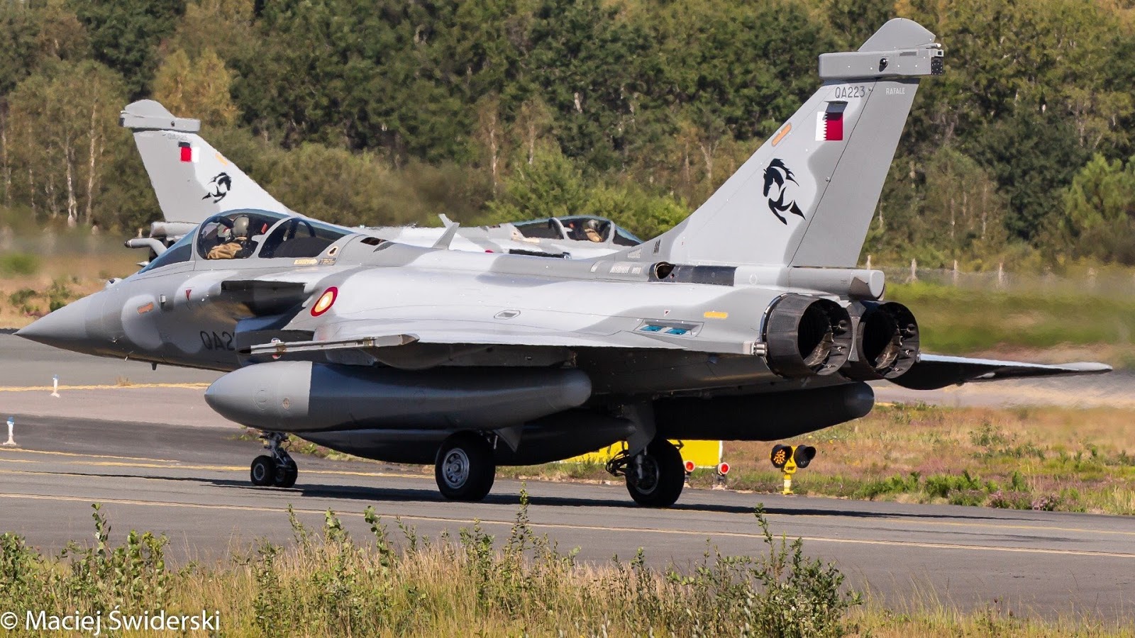 SNAFU! 3rd batch of Qatar Emiri Air Force Rafale took off from France