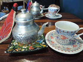 turkish apple tea;  the turkish tea house