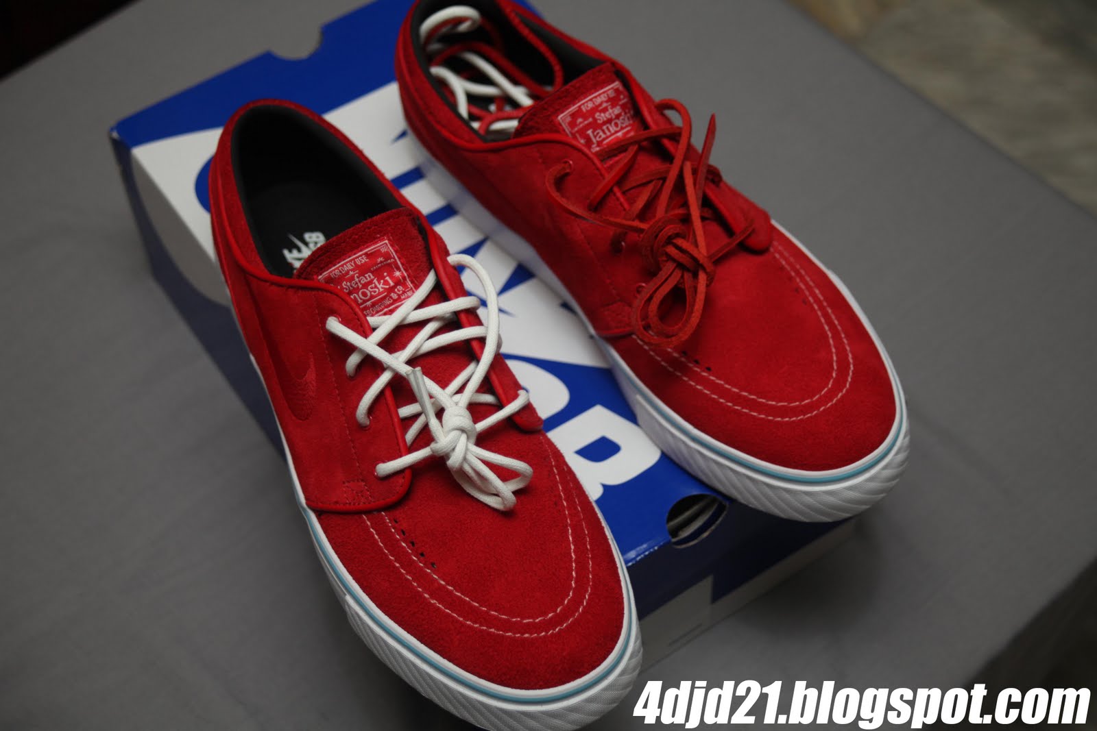 4djd21: Stefan Janoski Sport Red