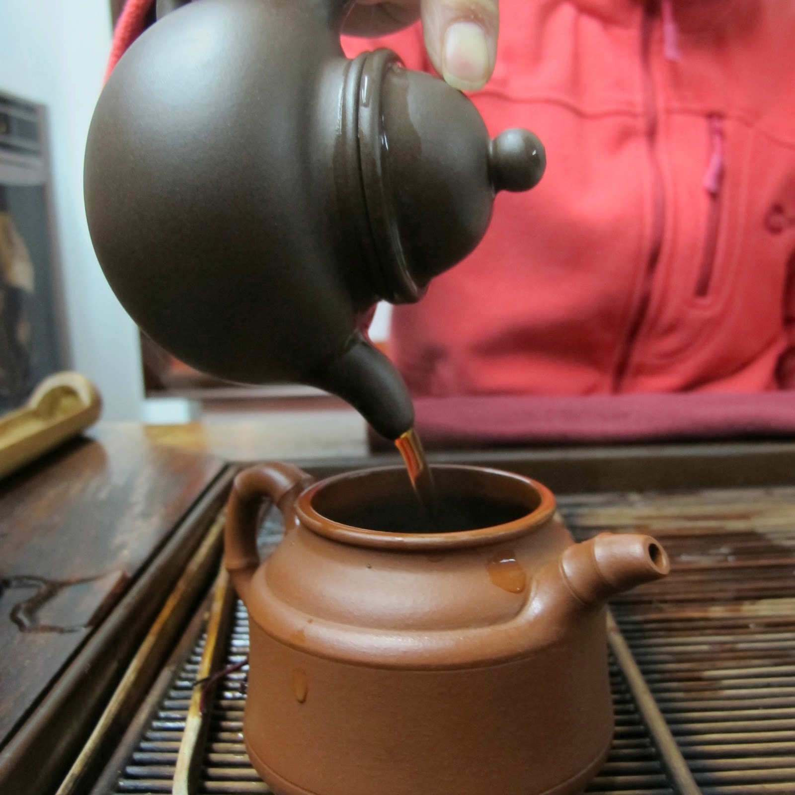 travelling teapot Seasoning a Yixing teapot