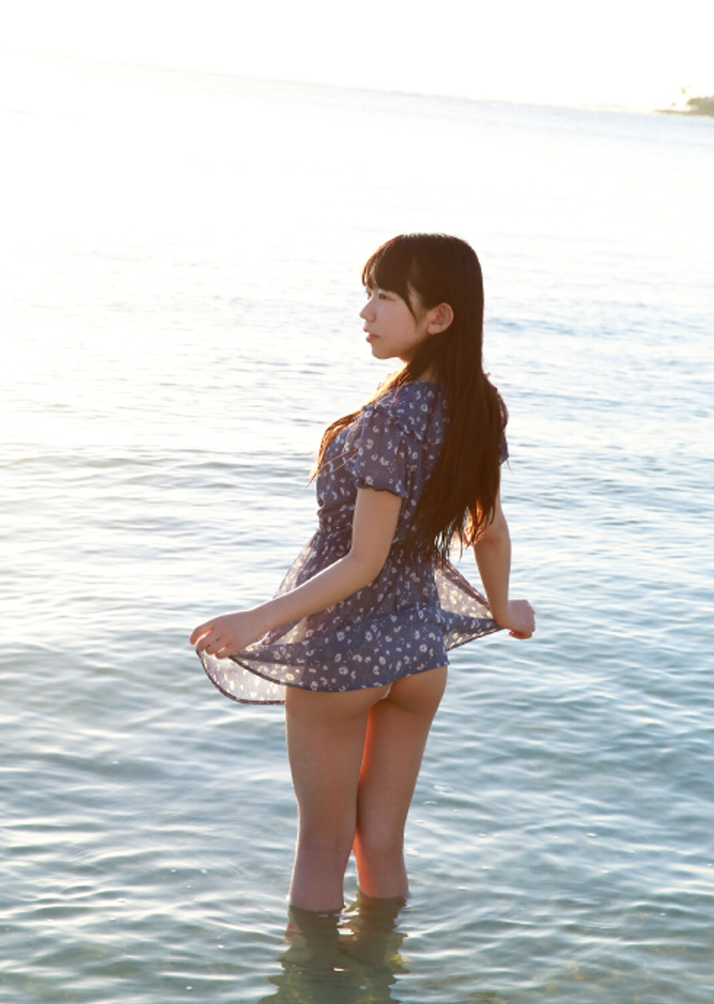 합법 로리로 유명한 마리나 나가사와 - 디쁠