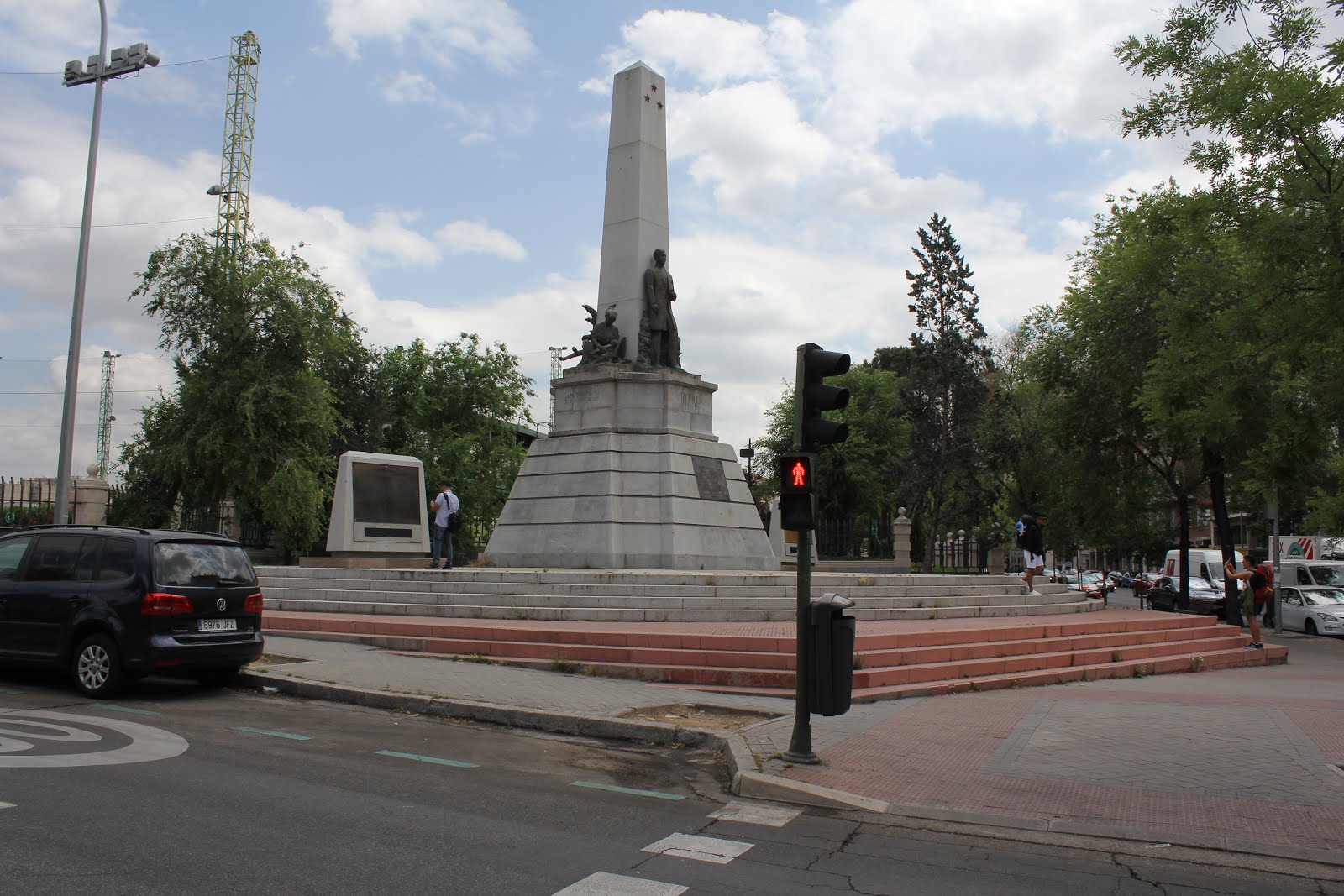 Stay, Stray, Play and Feast Jose Rizal Monument A Piece of the