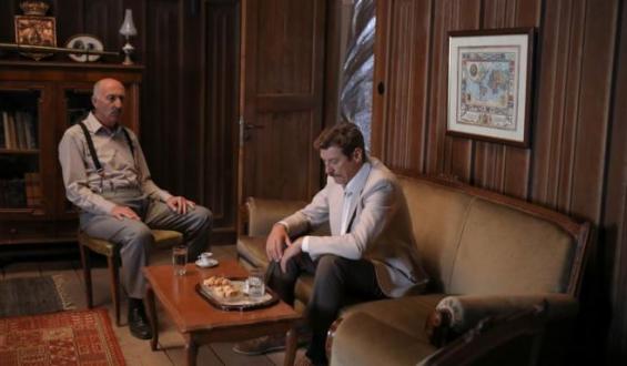 Ο Σαράντης στις Άγριες Μέλισσες αναγνωρίζει στο πρόσωπο του Κυπραίου το φονιά