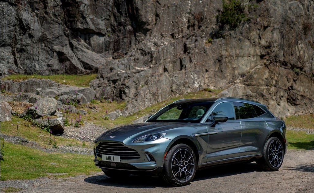 Aston Martin DBX 510 HP