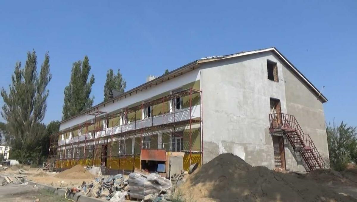 стройка казармы. дом бугрова нижний новгород. строить отношения строить казармы. 16 военный городок омск. ильинская площадь саратов казармы.