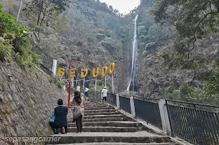 Rute Perjalanan dan Mitos Wisata Air Terjun Sedudo Nganjuk