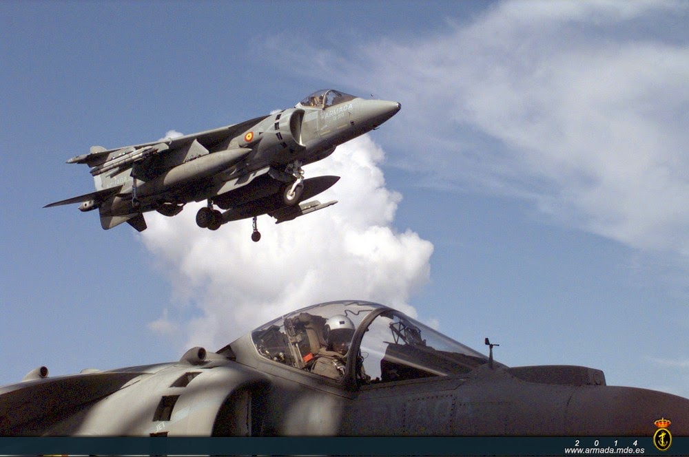 Harriers de la Armada en el Festival Internacional de Farnborough