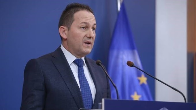 Κορονοϊός - Πέτσας  : Αυτές είναι οι εισηγήσεις της επιτροπής για το άνοιγμα των εκκλησιών