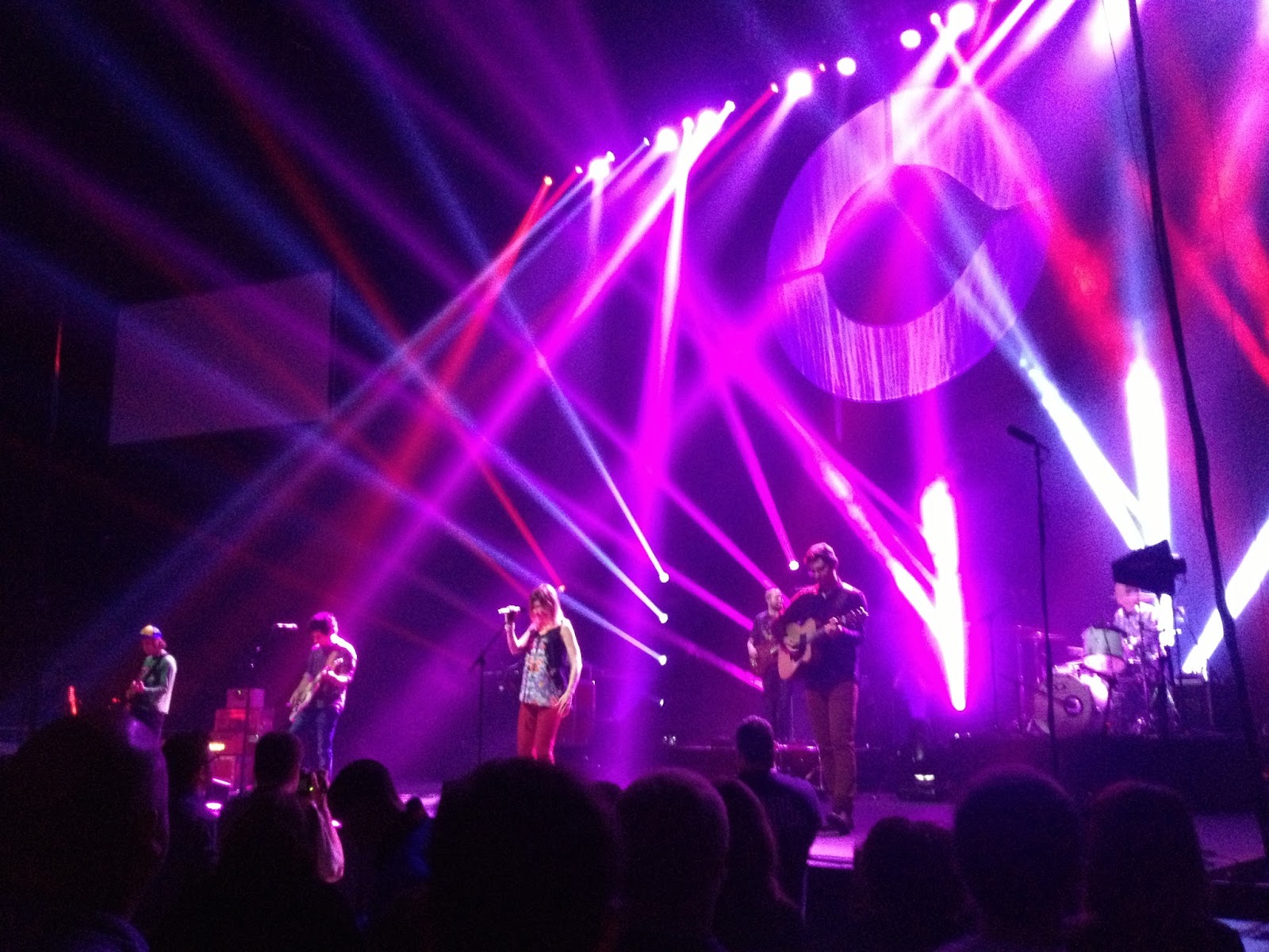 How Amazing living life for His glory: A Night with Jesus Culture