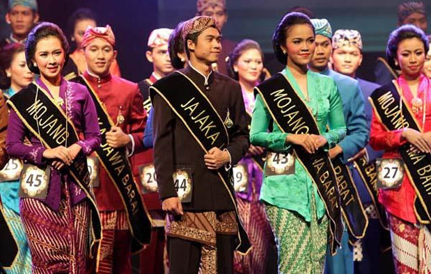 Kebudayaan Indonesia Pakaian adat Sunda ~ Budaya Indonesia
