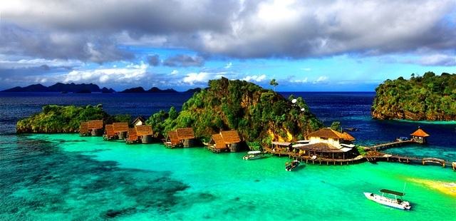 Exploring the Natural Beauty of Raja Ampat