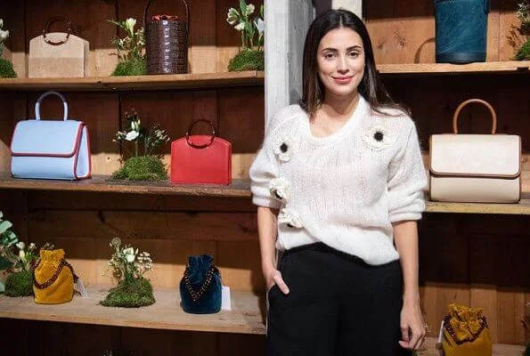 Princess Alessandra de Osma of Hanover and her business partner Moira Laporta. Paracas collection in Madrid’s fashion accessories store, Mimoki