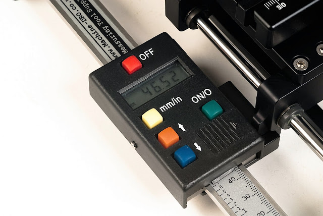 Hejnar Photo MS5_DSP Digital Scale reading head detail