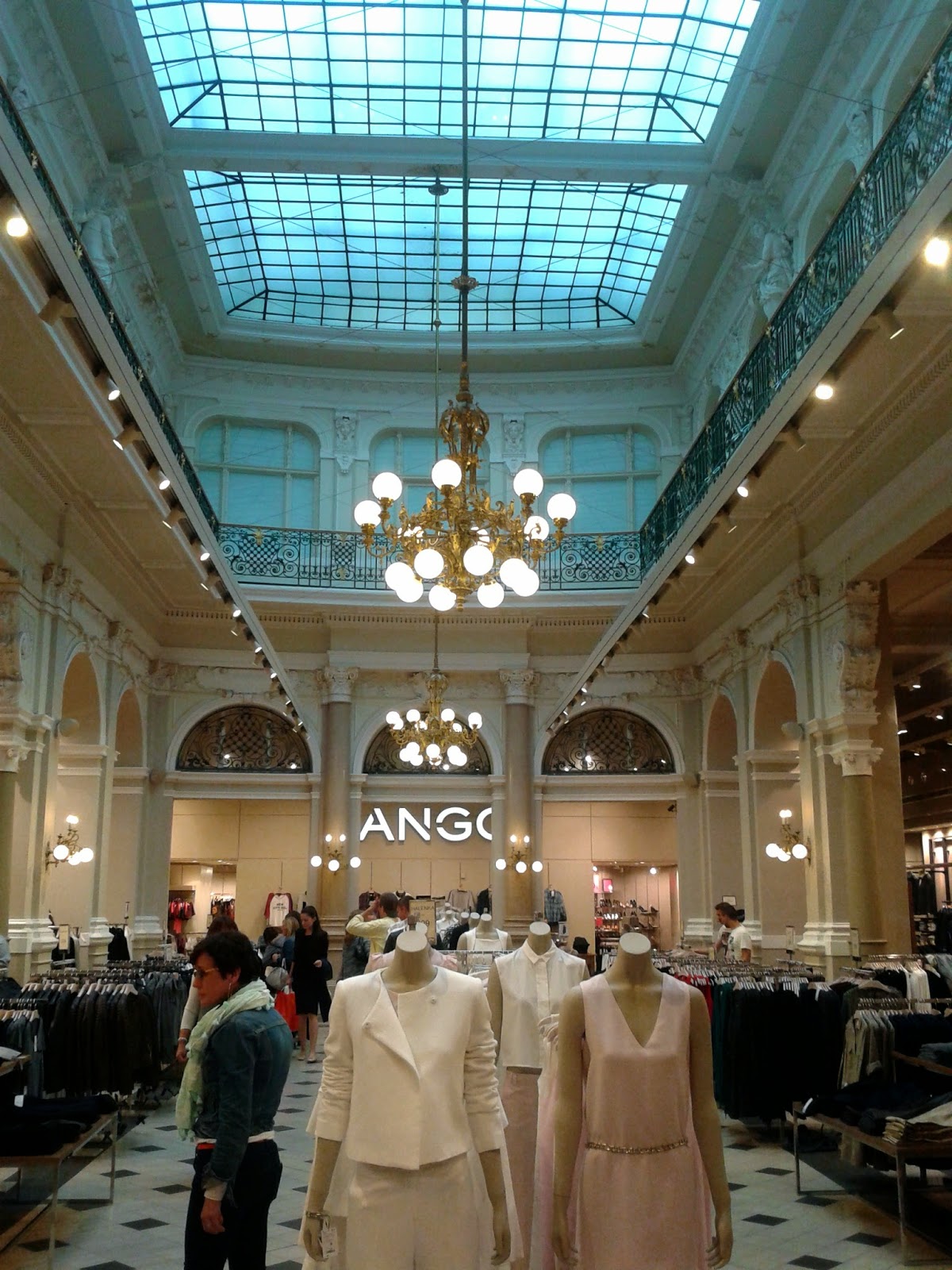 THE SHOP LOCATOR Mango Flagship Store. Prague Czech Republic.