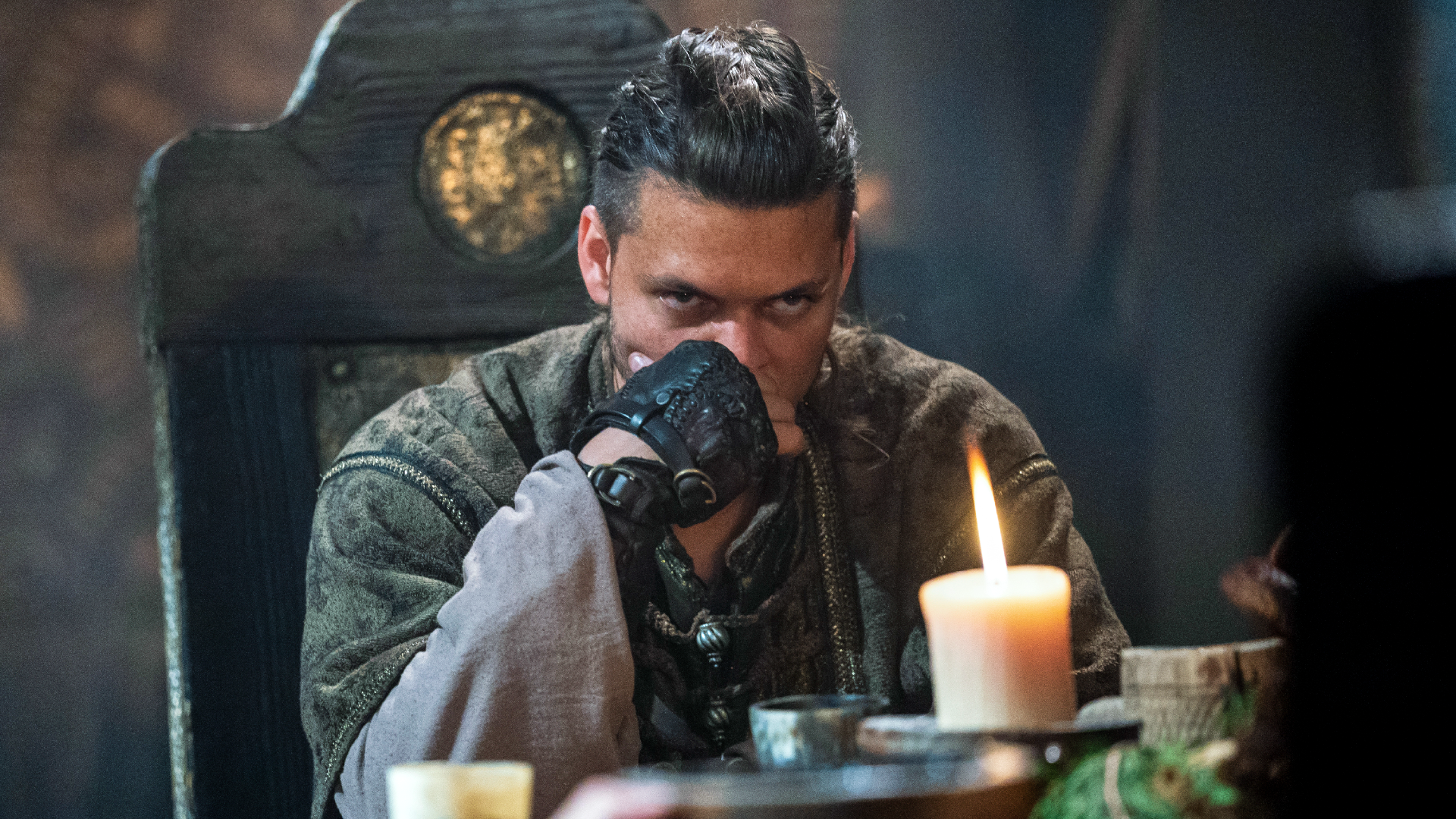 Alex Hogh Andersen Interview: Vikings Season 5 and Ivar the Boneless