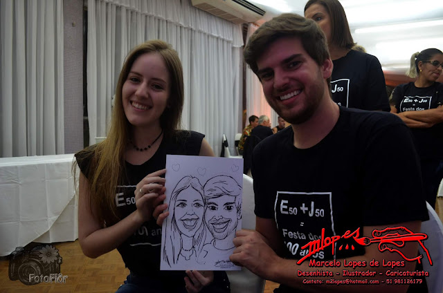 Caricaturista na festa com o Desenhista Marcelo Lopes de Lopes