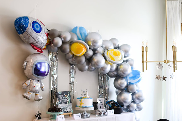 Outer space party decoration ideas